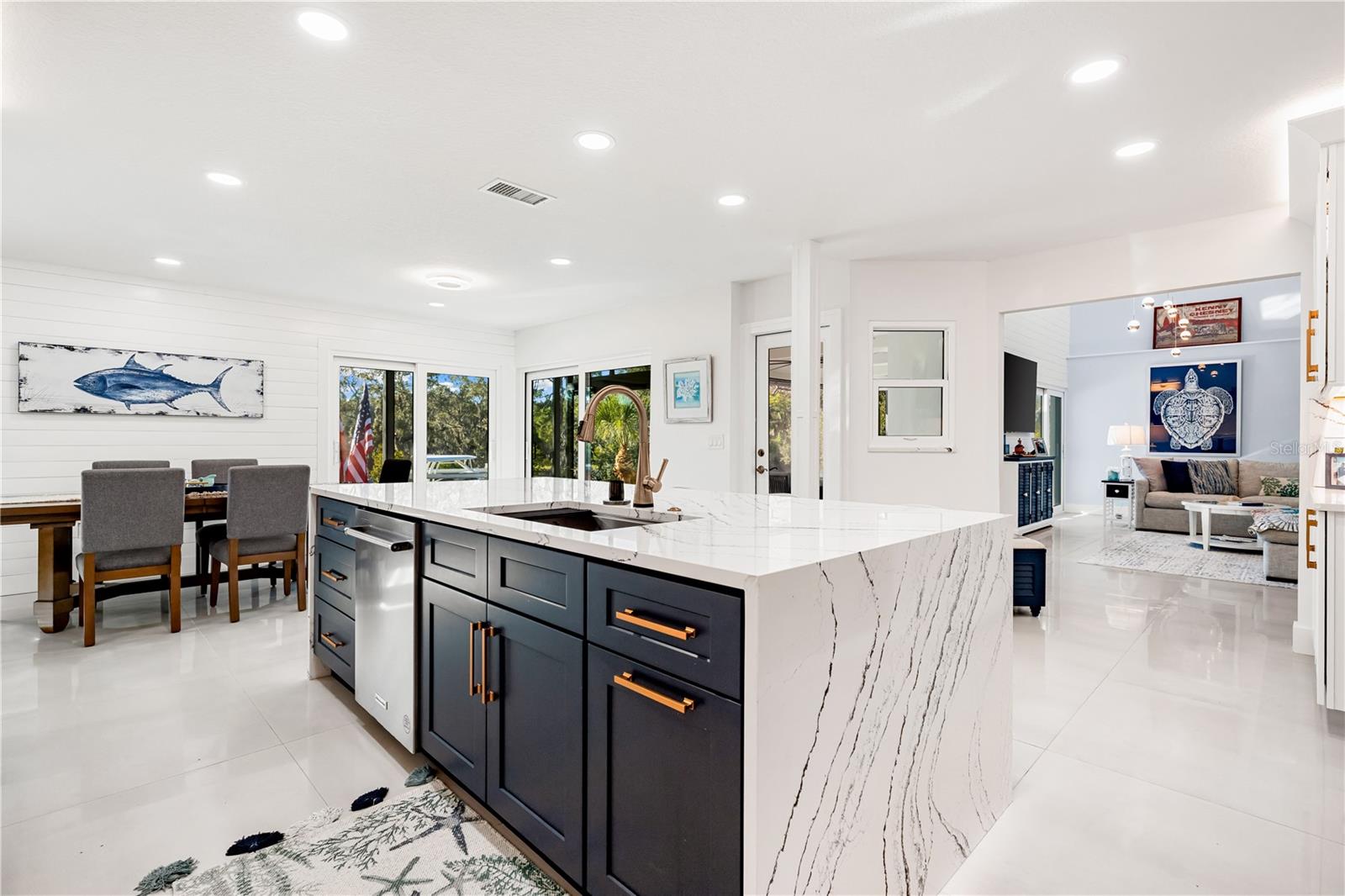 Image 19 of 84 For 2500 Monterey Street