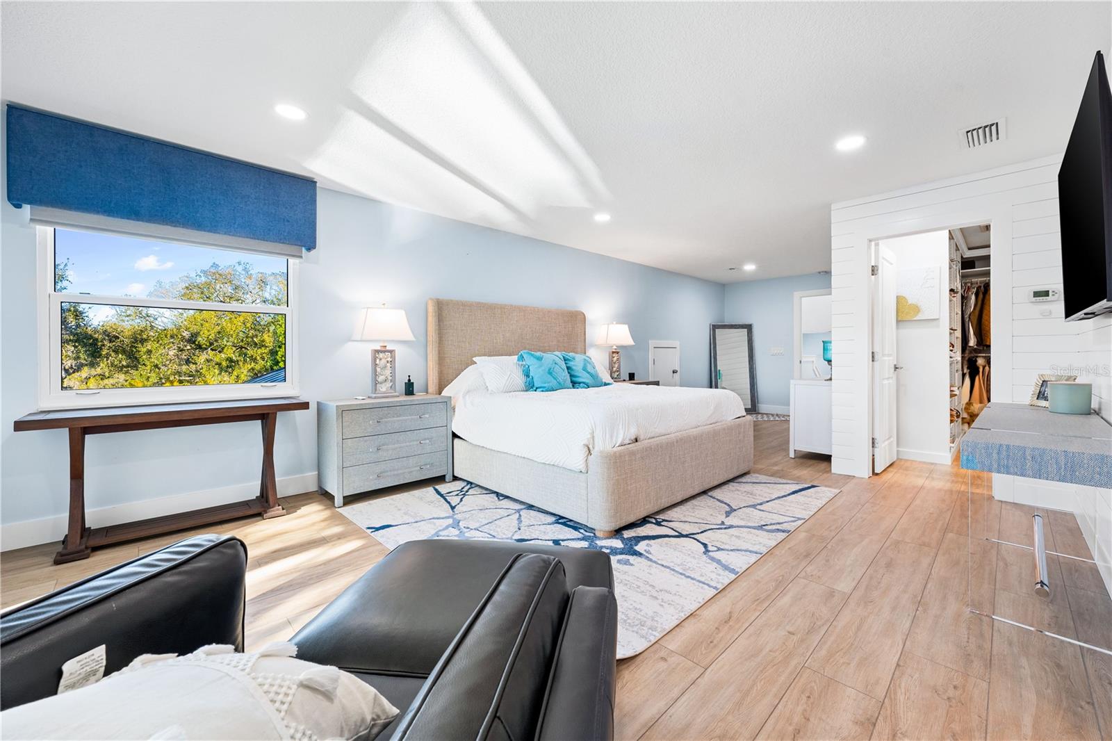 Image 30 of 84 For 2500 Monterey Street