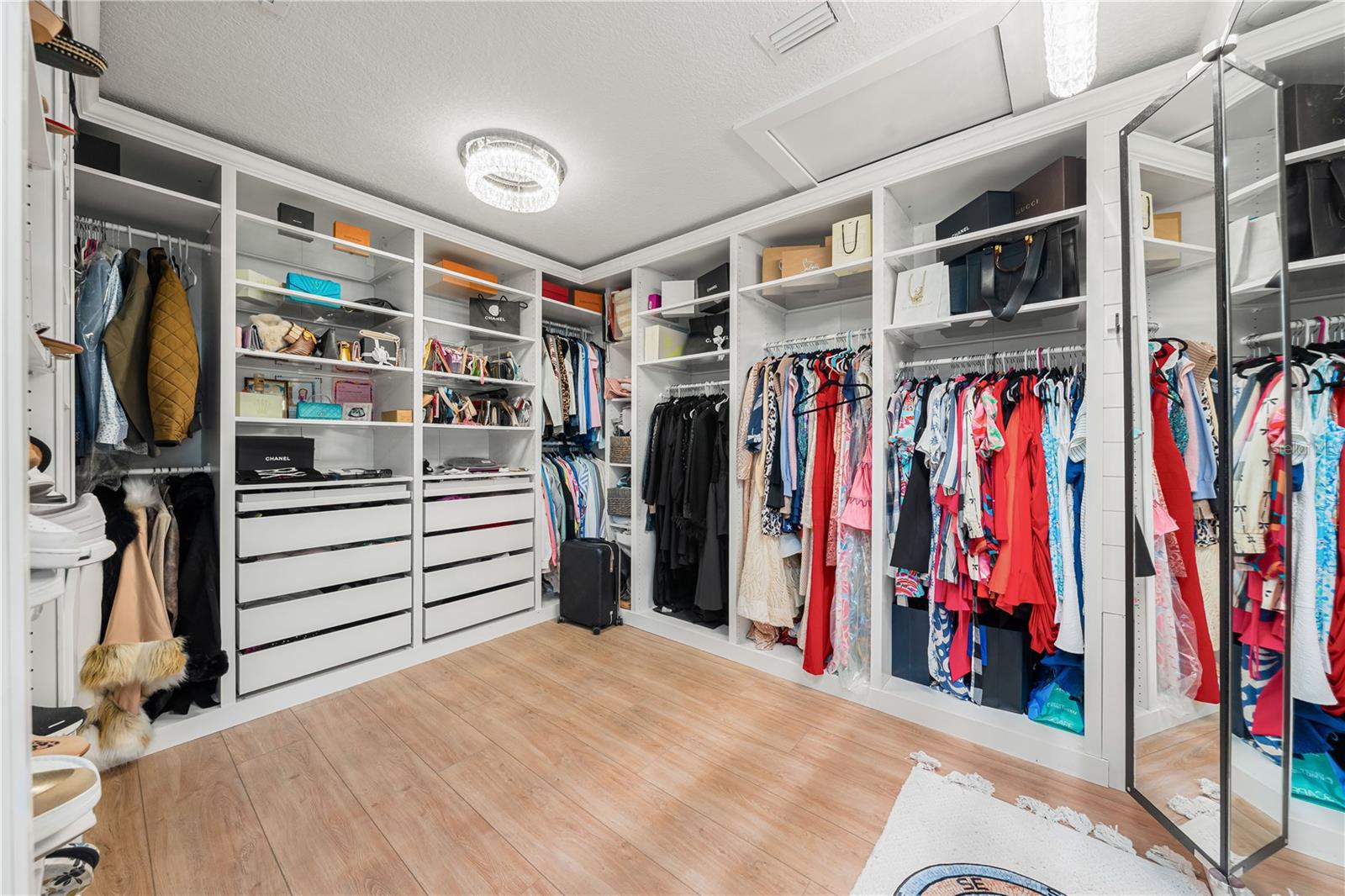 Image 34 of 84 For 2500 Monterey Street