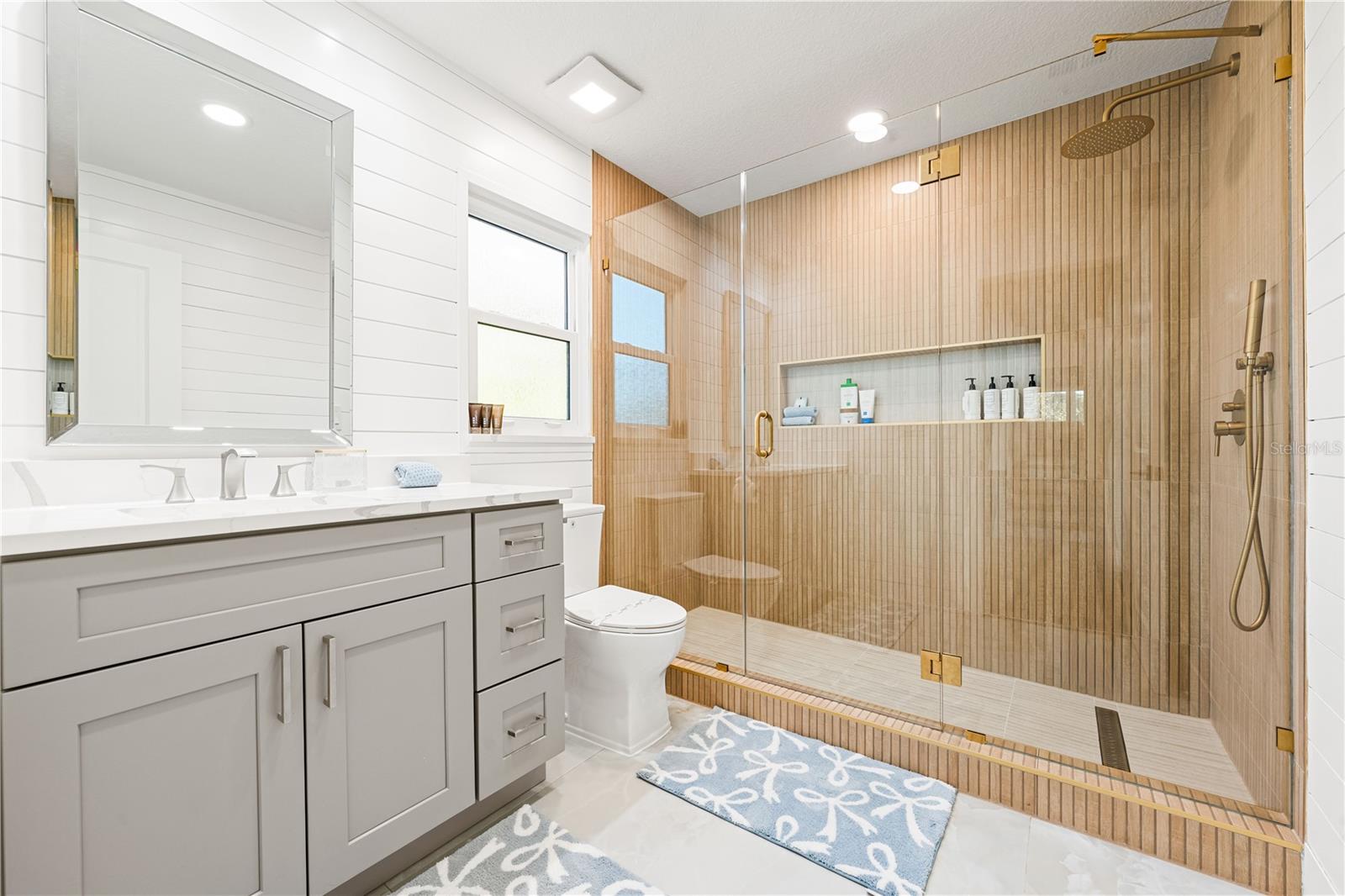 Image 39 of 84 For 2500 Monterey Street