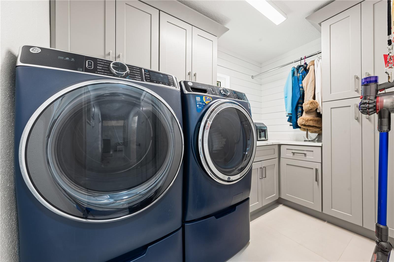 Image 42 of 84 For 2500 Monterey Street