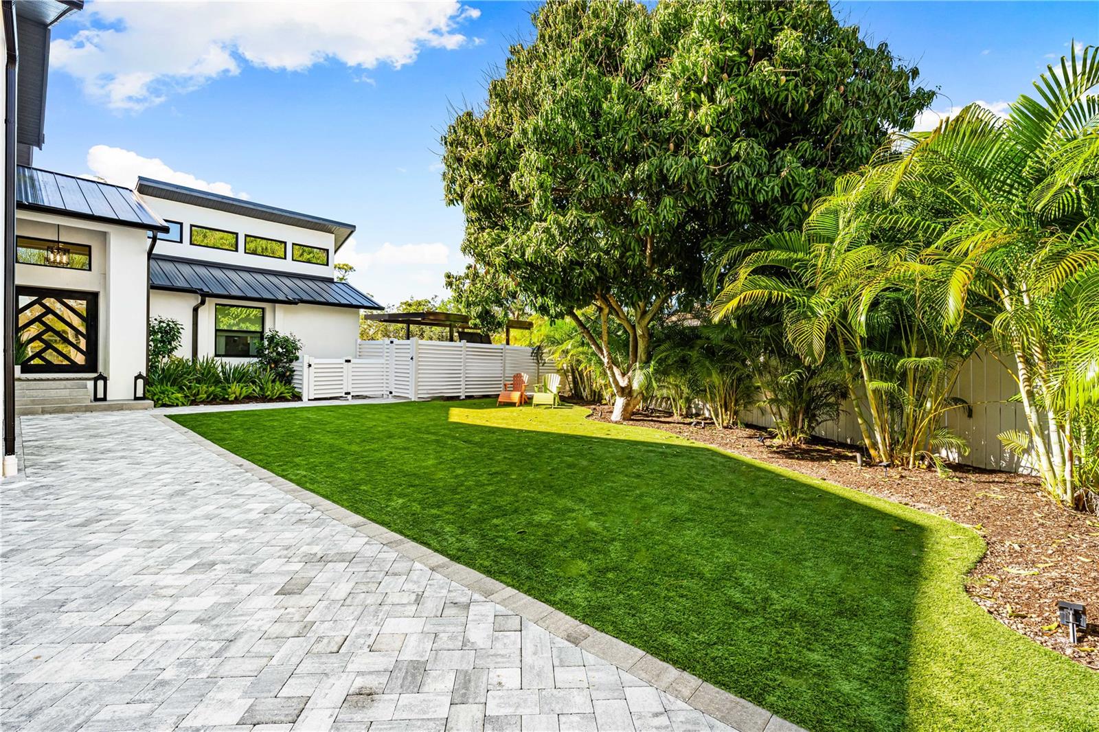 Image 8 of 84 For 2500 Monterey Street