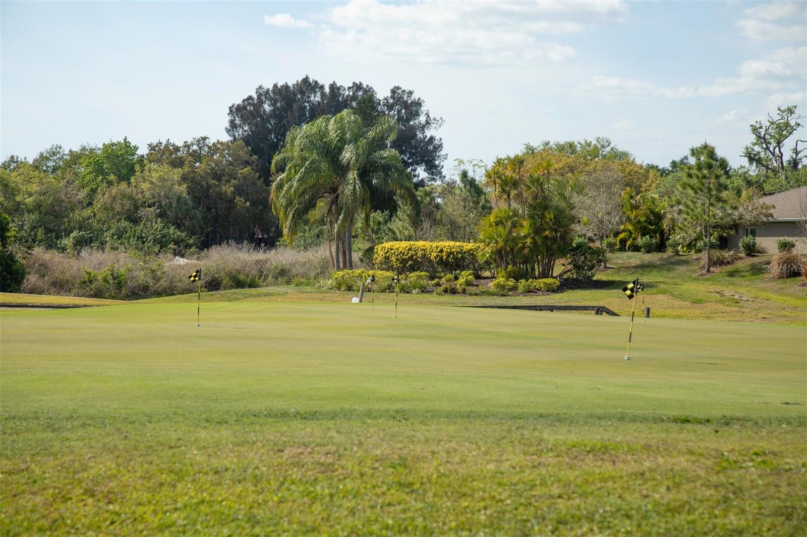 Image 16 of 29 For 4076 Southwell Way