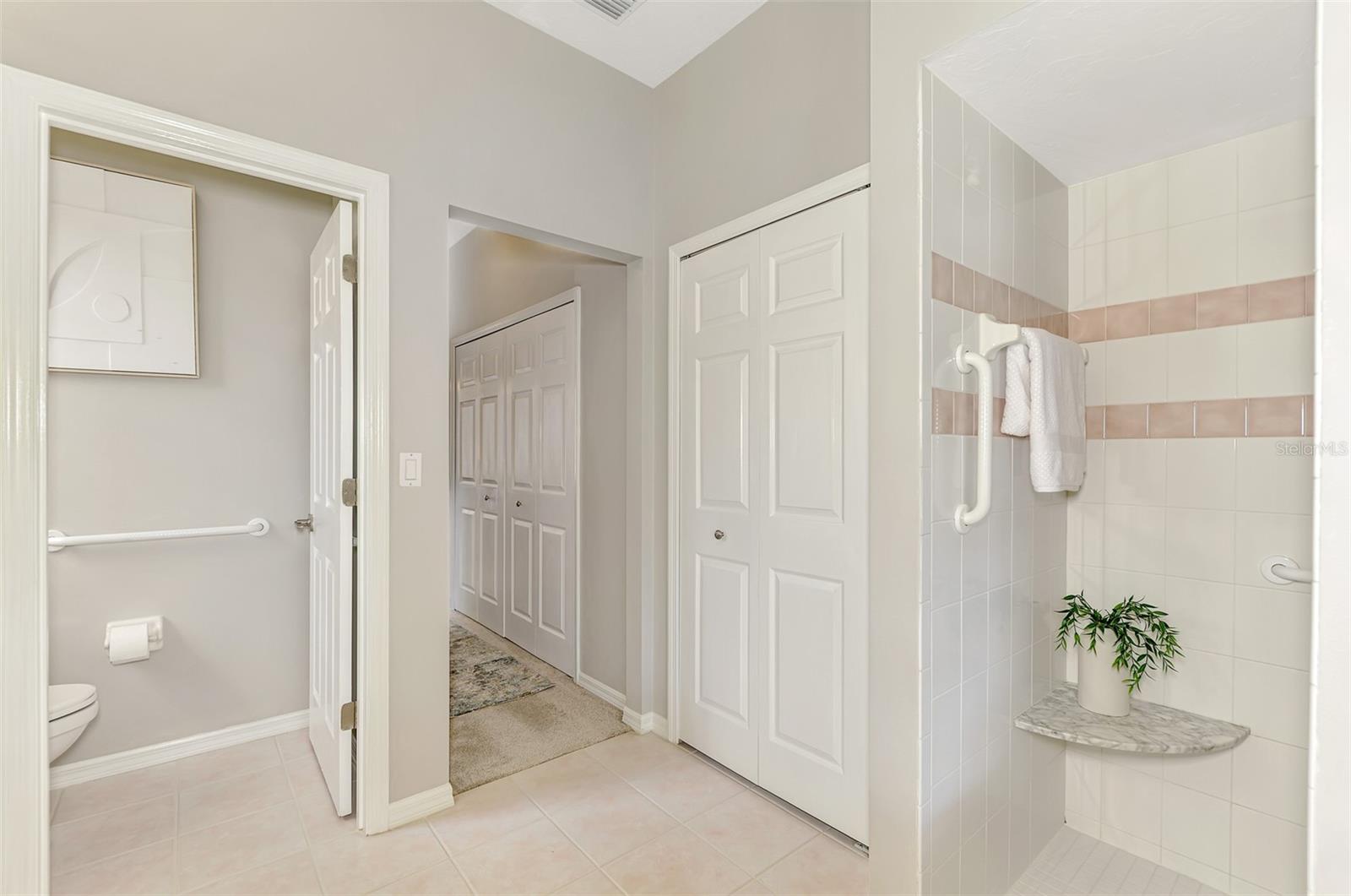 Image 37 of 79 For 8528 Great Meadow Drive