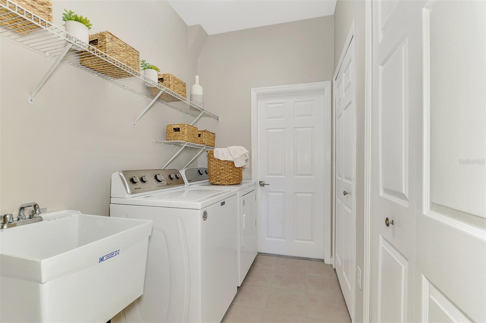 Image 44 of 79 For 8528 Great Meadow Drive