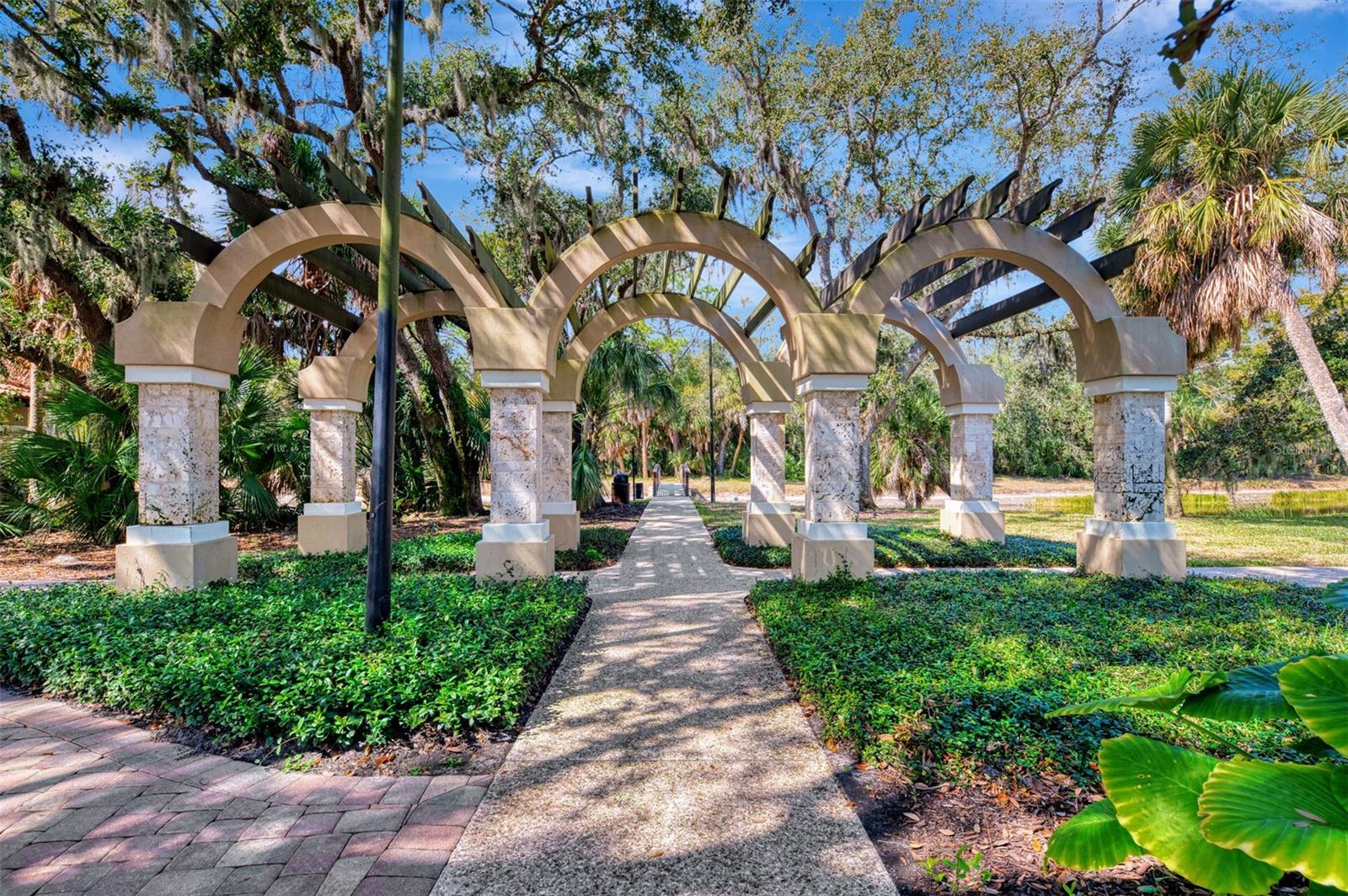 Image 68 of 79 For 8528 Great Meadow Drive