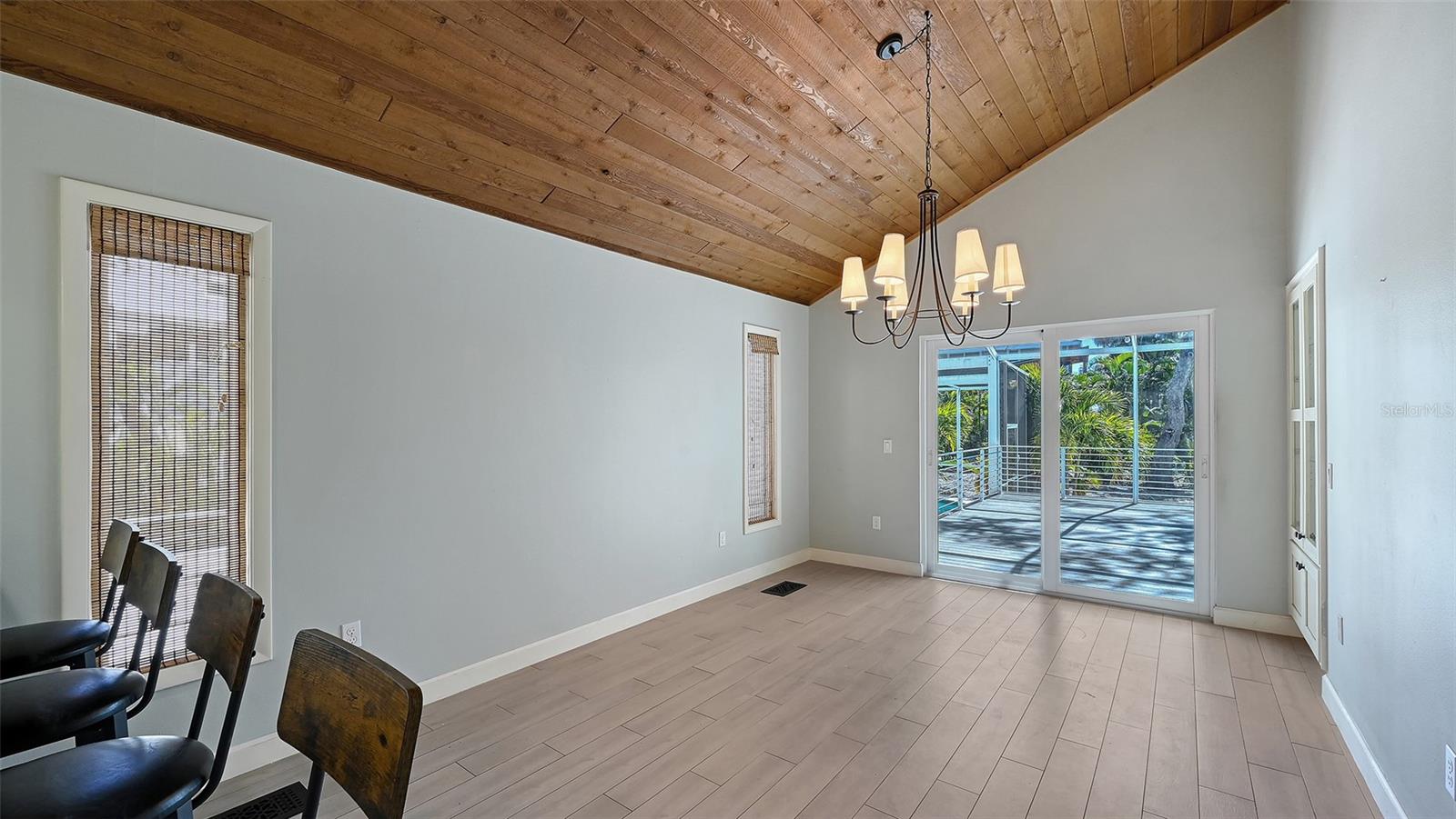 Image 23 of 90 For 5310 Hidden Harbor Road