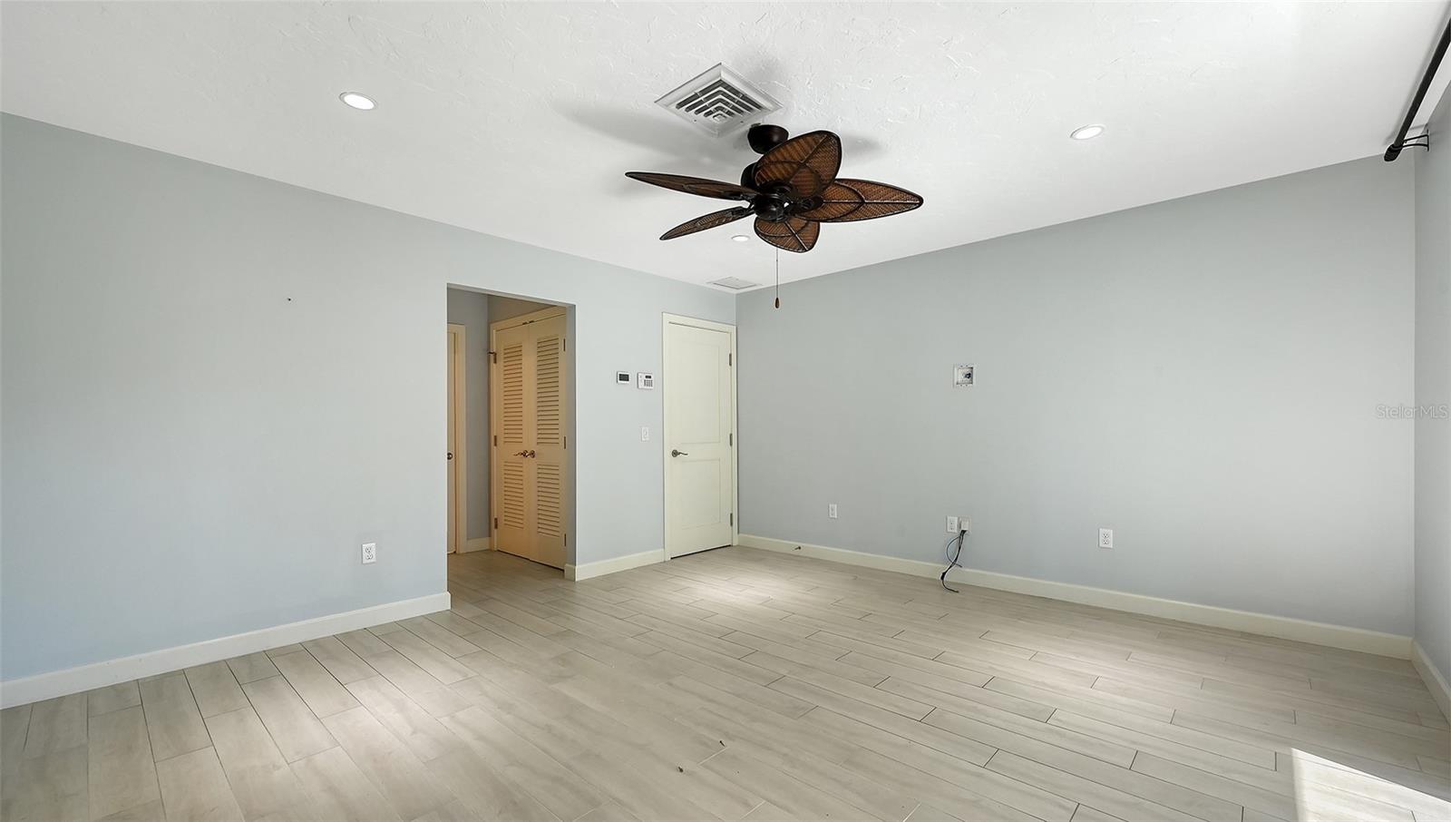 Image 28 of 90 For 5310 Hidden Harbor Road