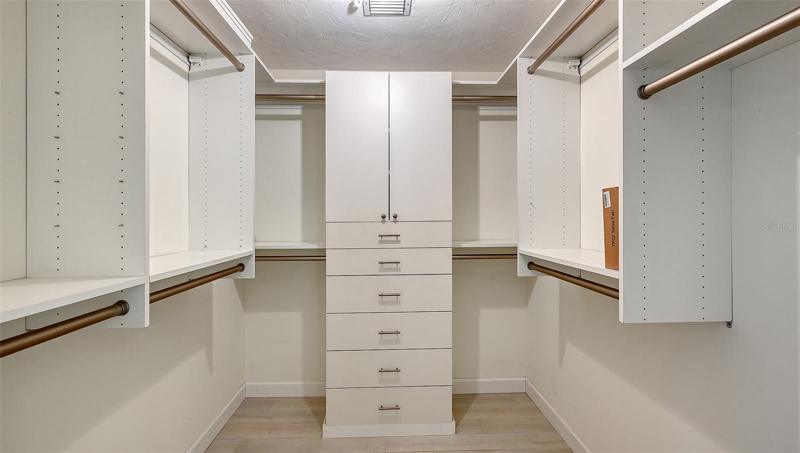 Image 29 of 90 For 5310 Hidden Harbor Road