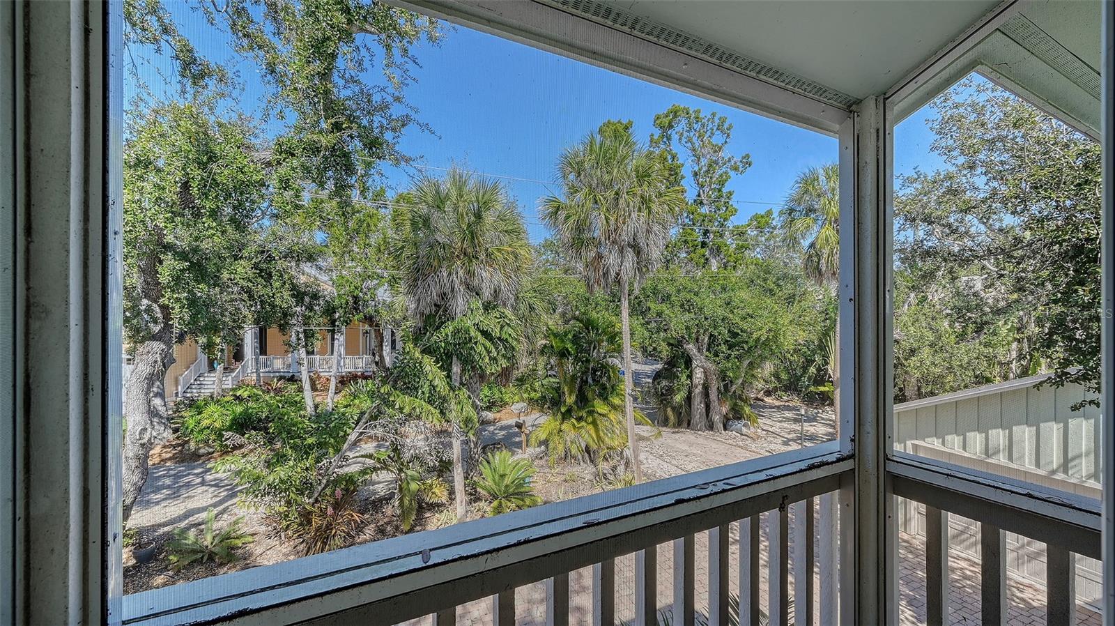 Image 37 of 90 For 5310 Hidden Harbor Road