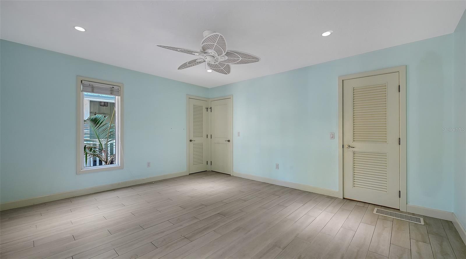 Image 39 of 90 For 5310 Hidden Harbor Road