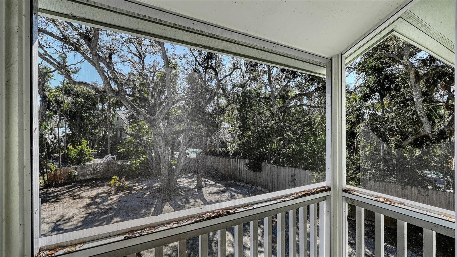 Image 42 of 90 For 5310 Hidden Harbor Road