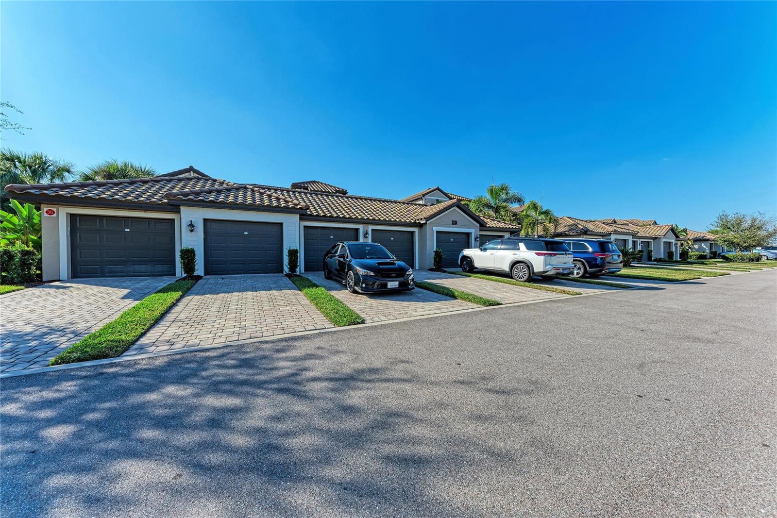 Image 5 of 52 For 5684 Palmer Circle 204