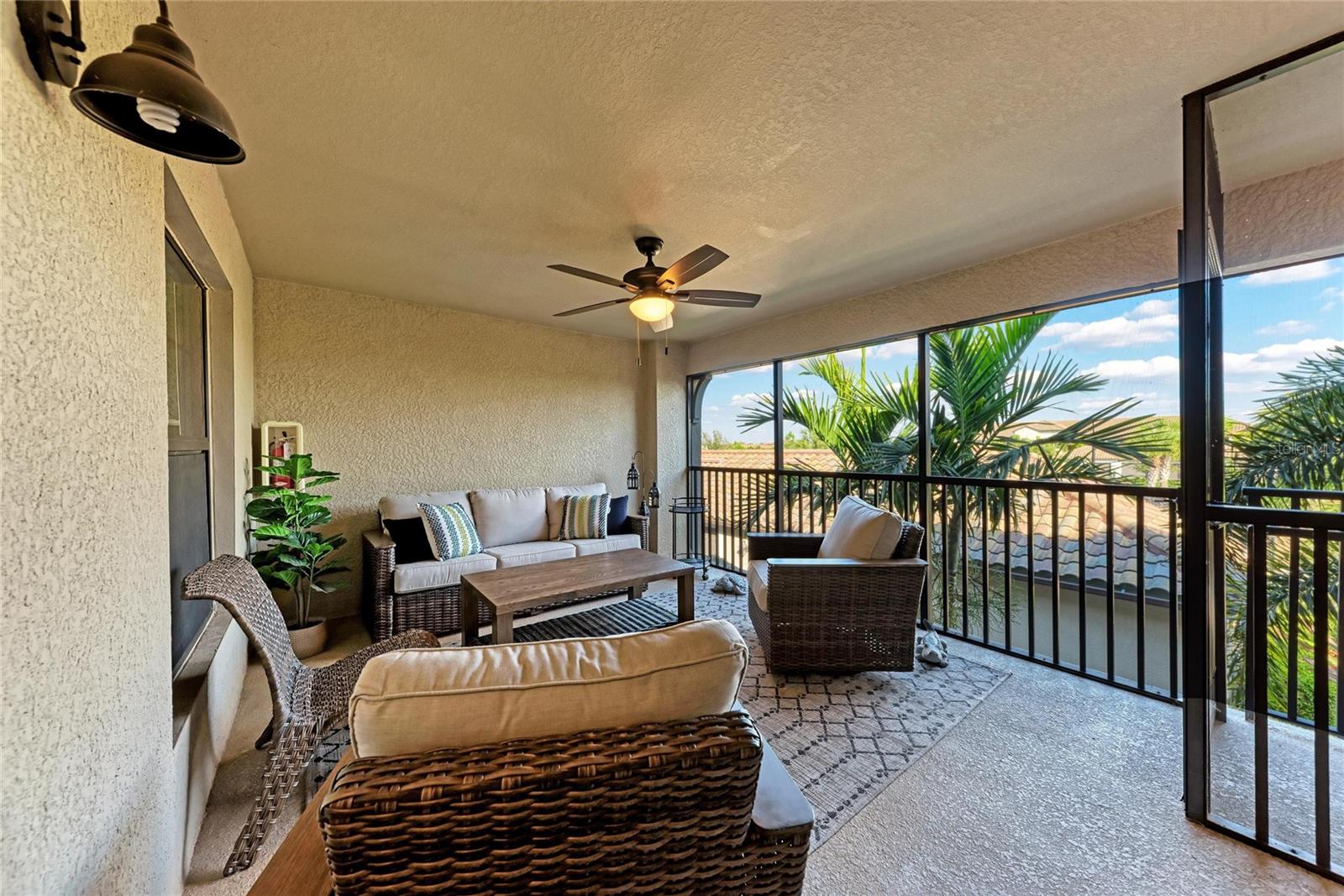 Image 9 of 52 For 5684 Palmer Circle 204