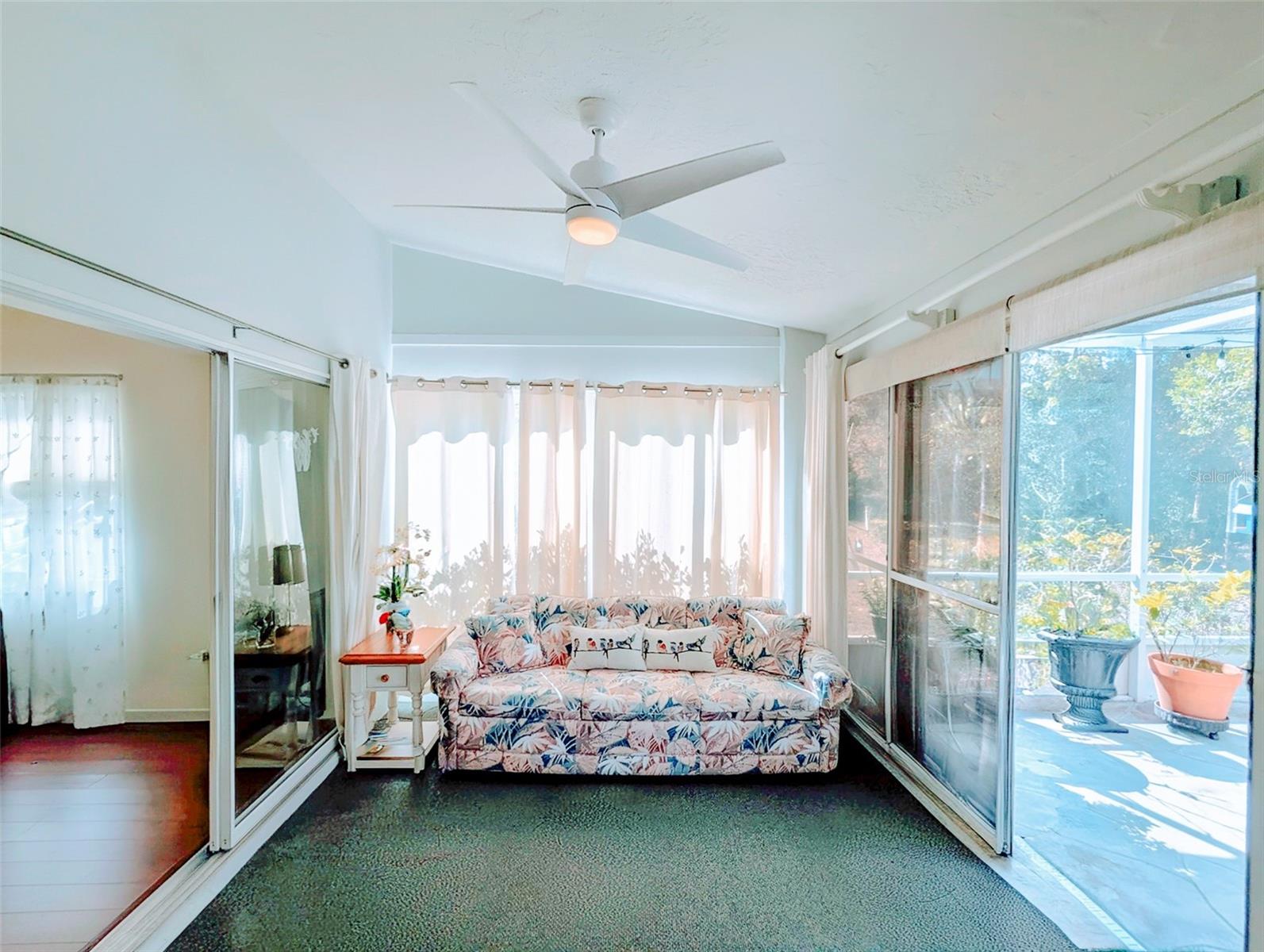 Image 18 of 44 For 4812 Limetree Lane