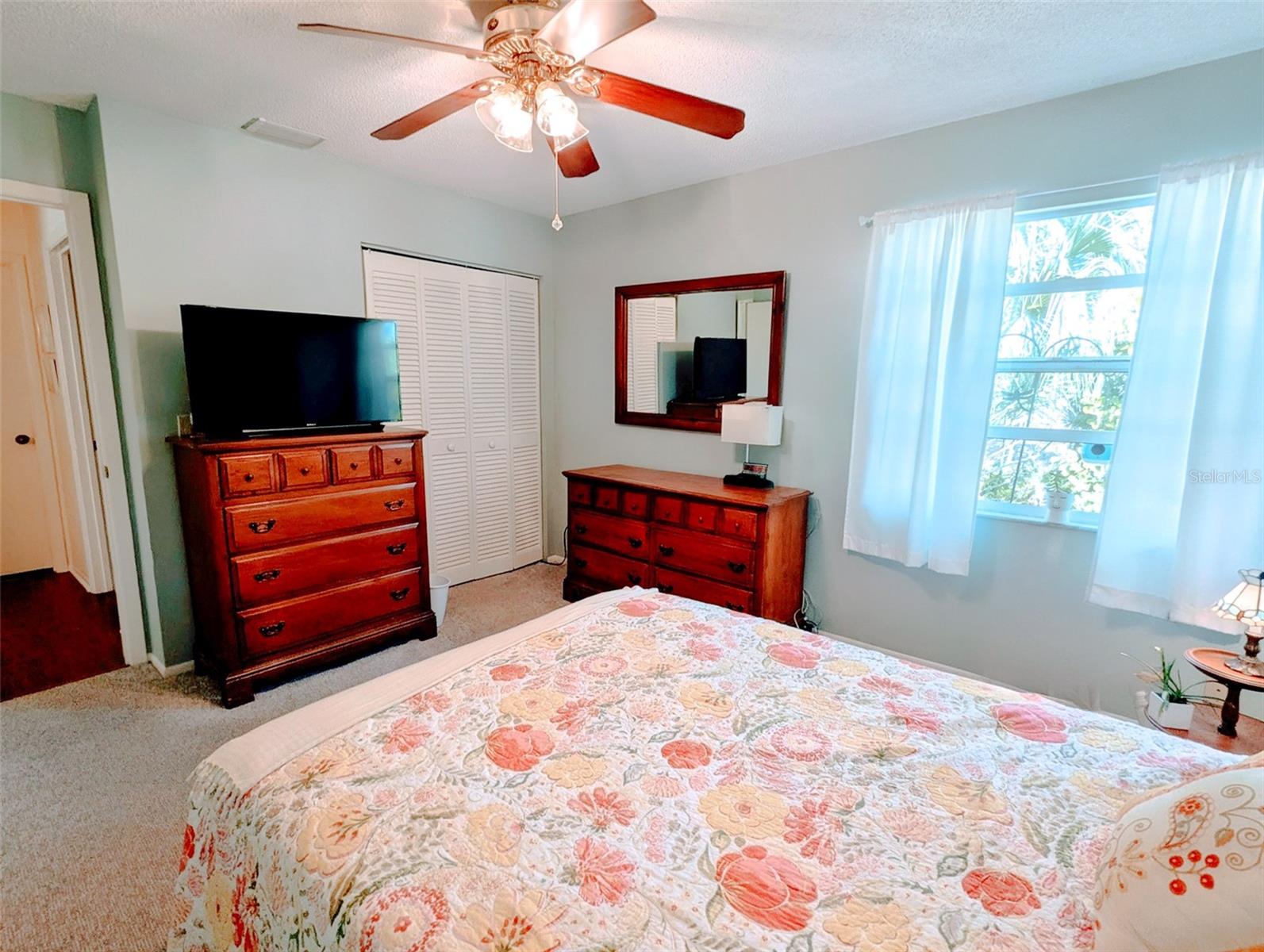 Image 32 of 44 For 4812 Limetree Lane