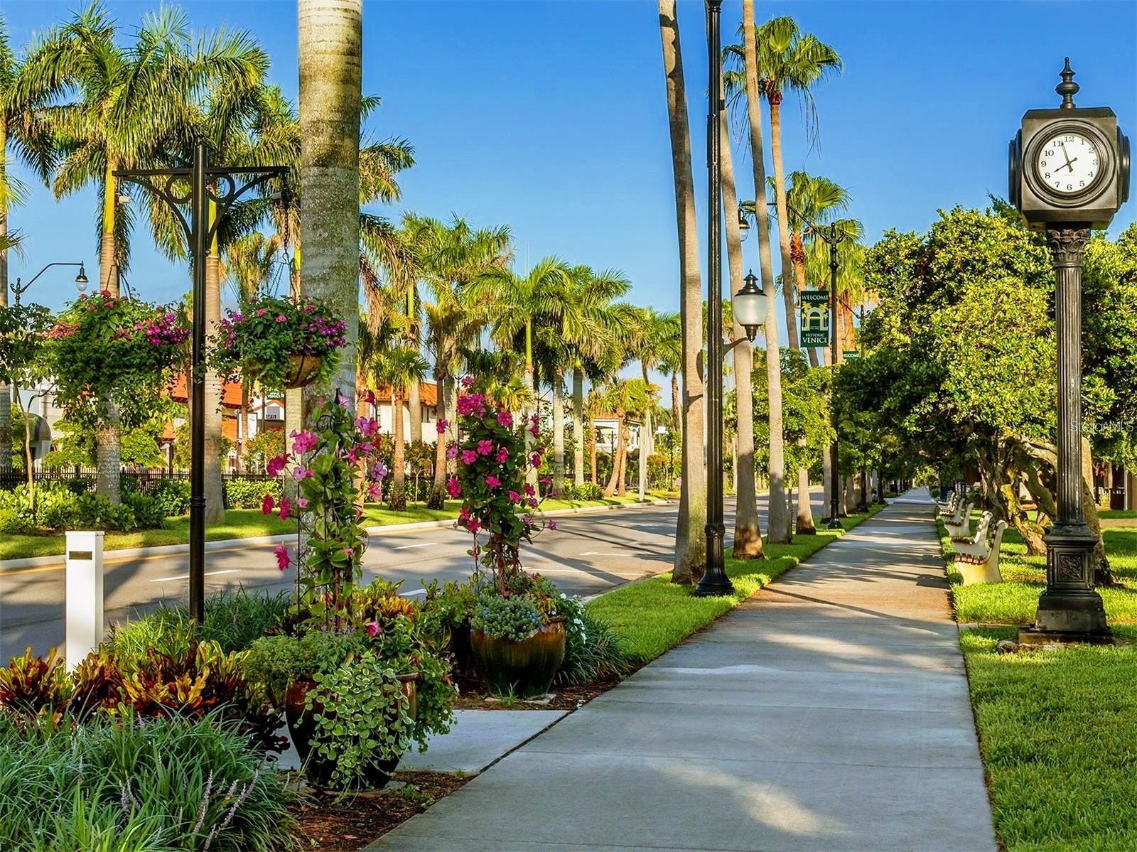 Image 40 of 44 For 4812 Limetree Lane