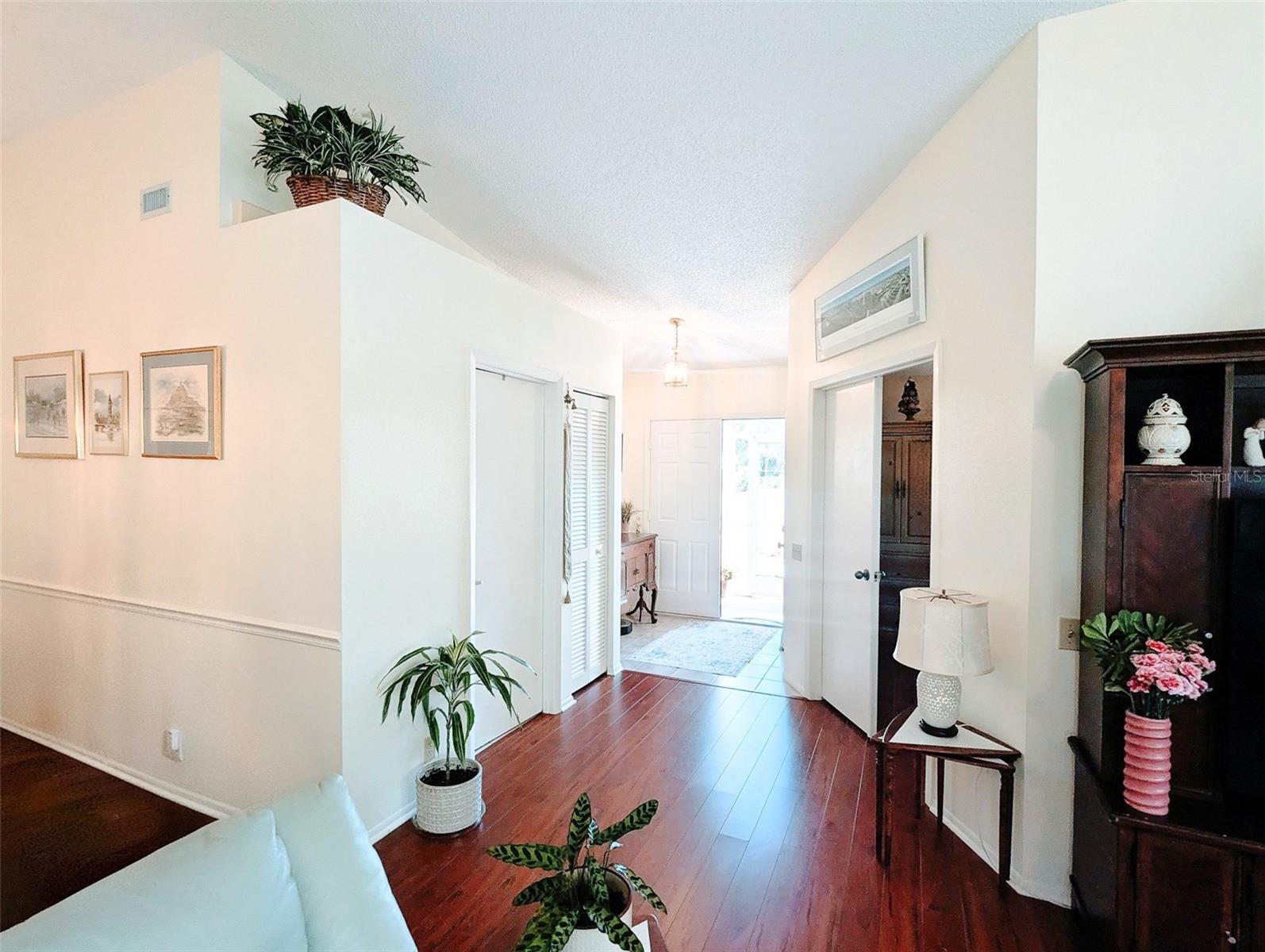 Image 8 of 44 For 4812 Limetree Lane