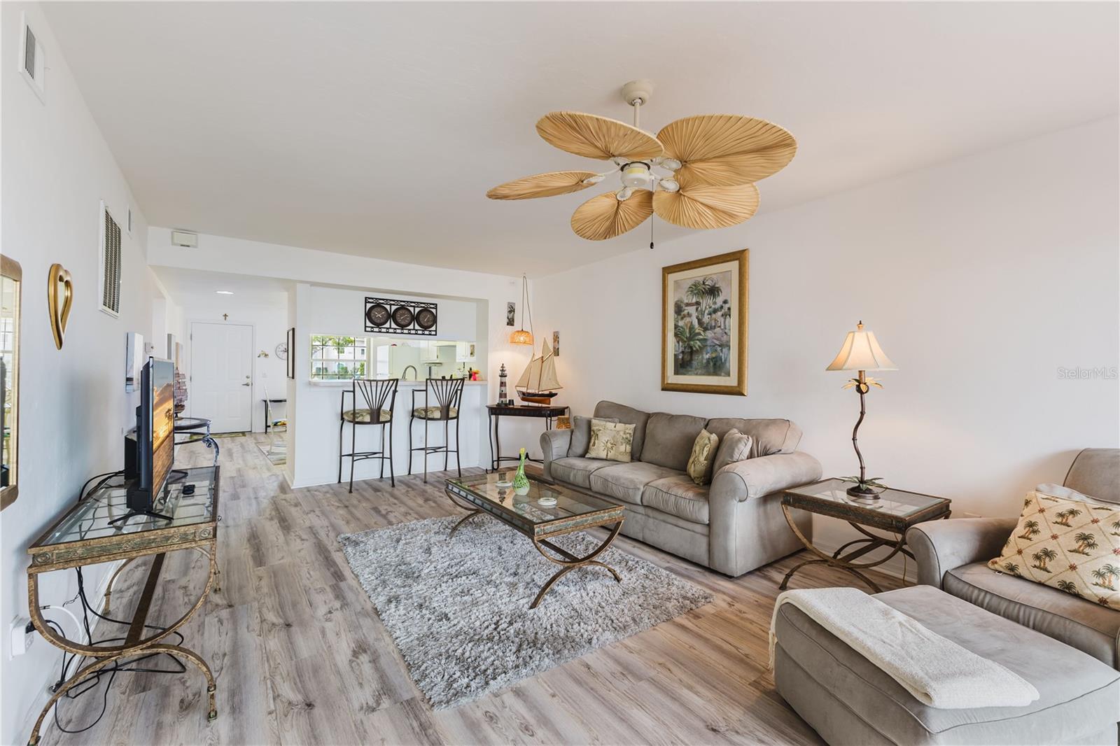 Image 11 of 33 For 11644 Egret Circle 1002