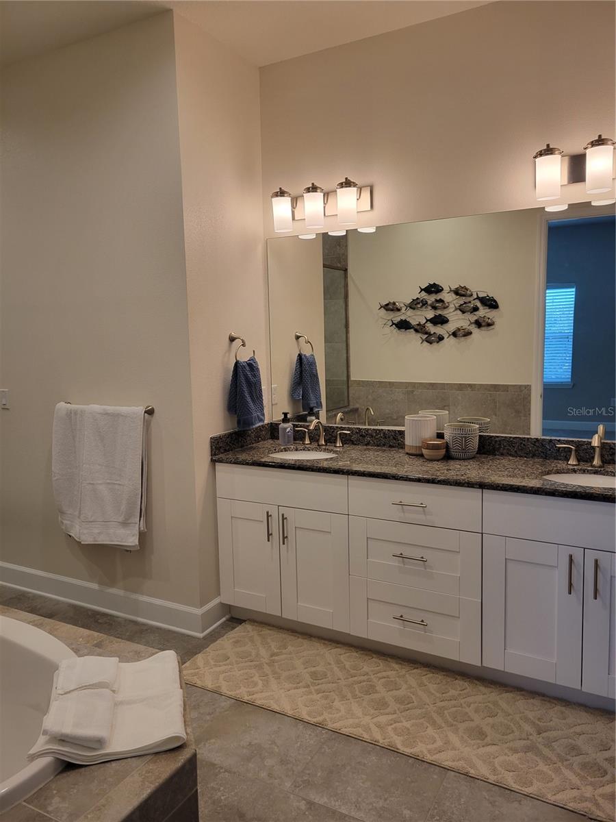 Image 19 of 46 For 7710 34th Avenue W 303