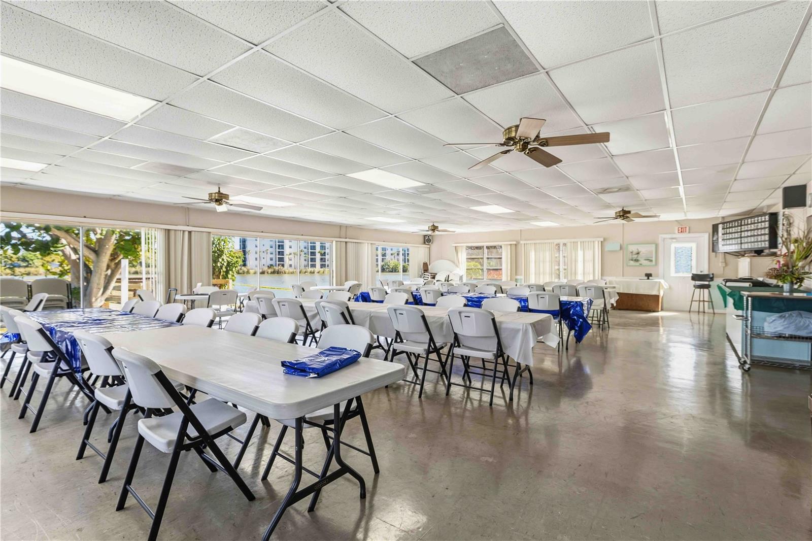 Image 28 of 38 For 3983 Lake Bayshore Drive F-508