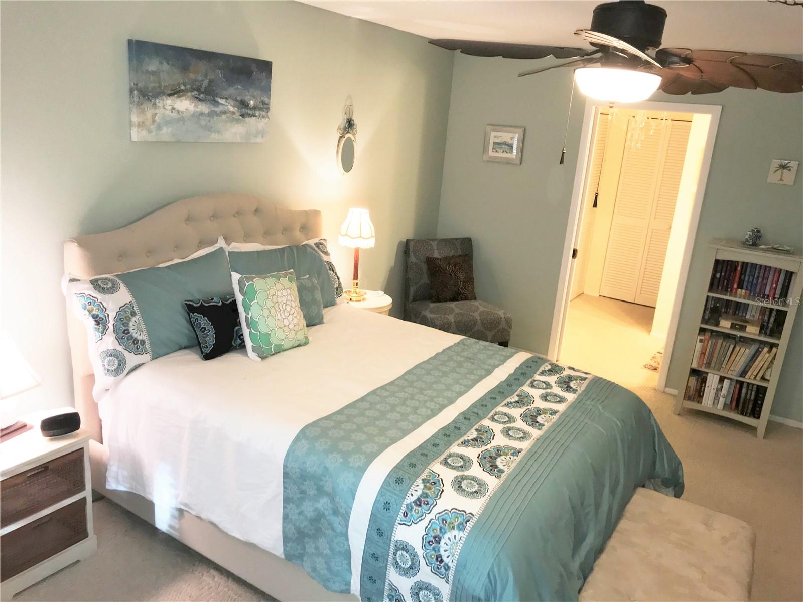 Image 13 of 22 For 577 Lakeside Drive