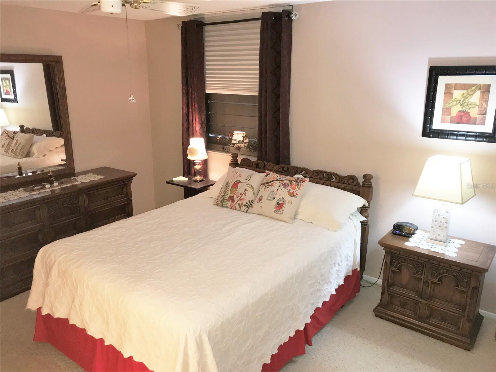 Image 16 of 22 For 577 Lakeside Drive