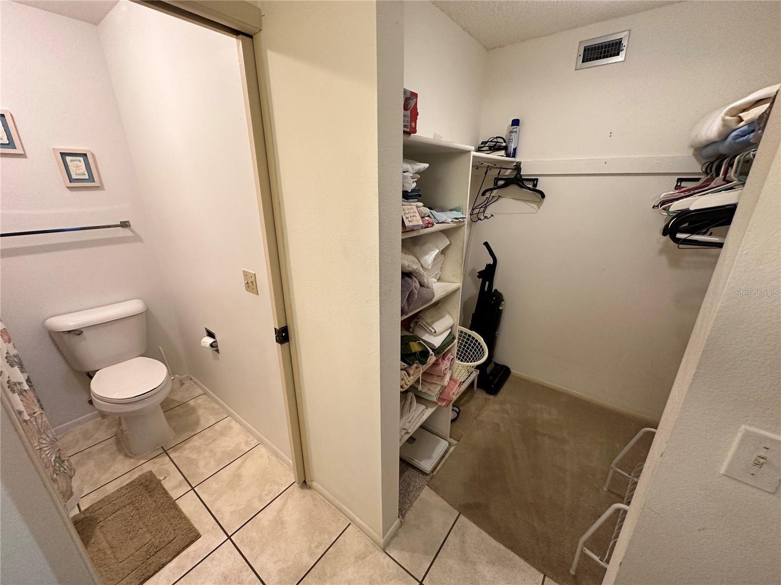 Image 22 of 33 For 346 Springdale Drive W 346