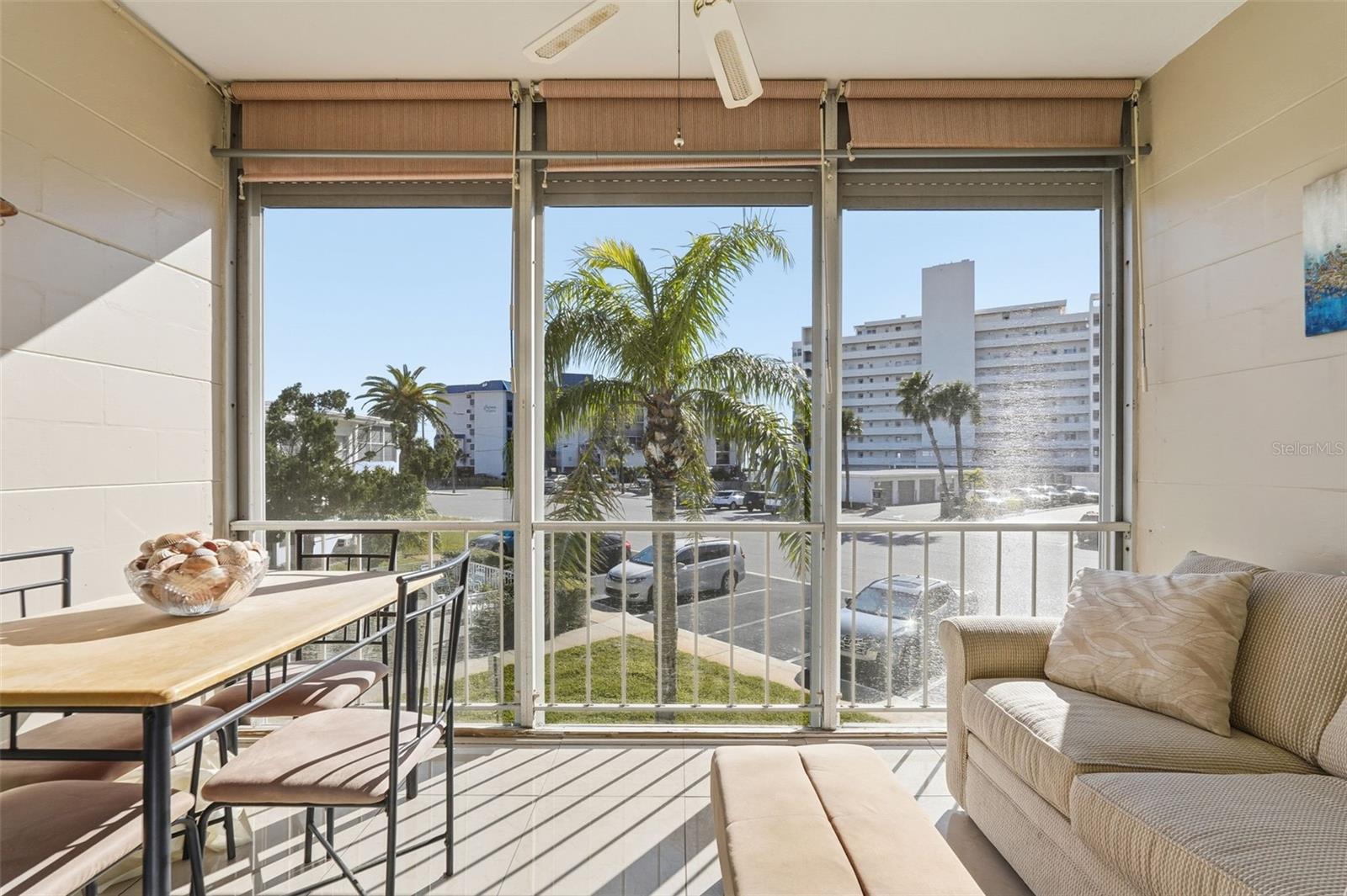 Image 21 of 30 For 7050 Sunset Way 21