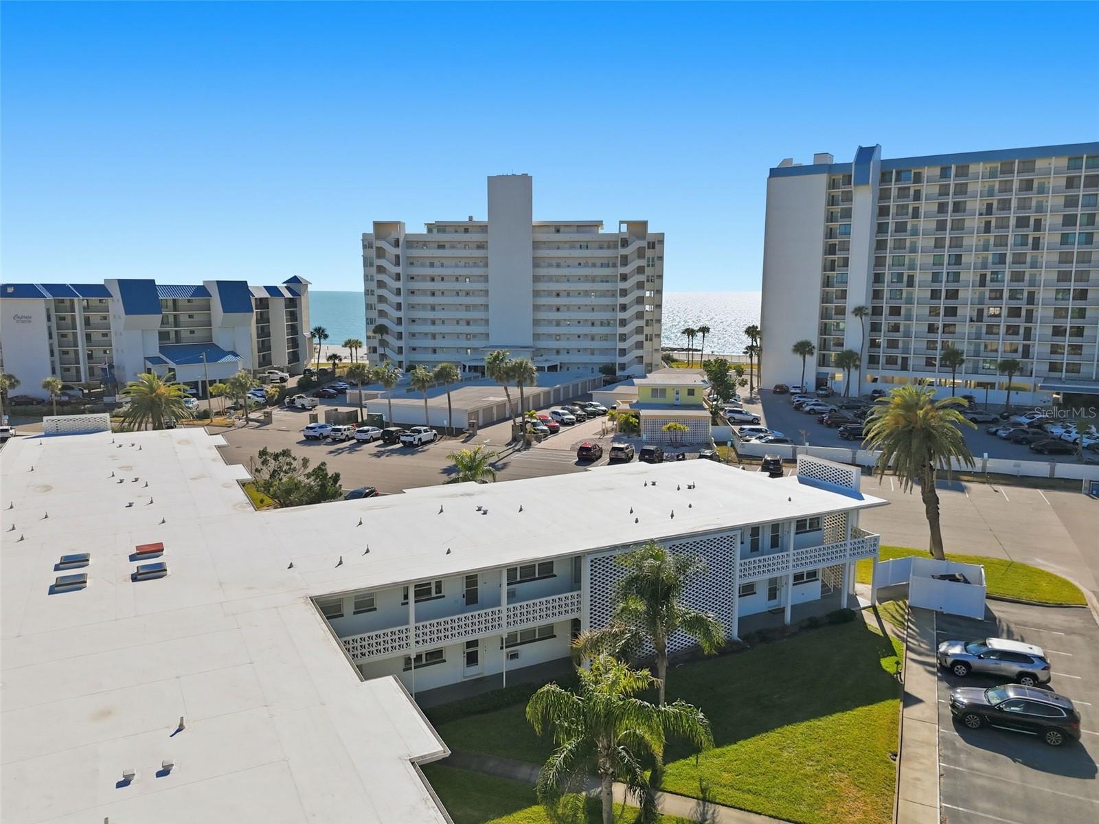 Image 28 of 30 For 7050 Sunset Way 21