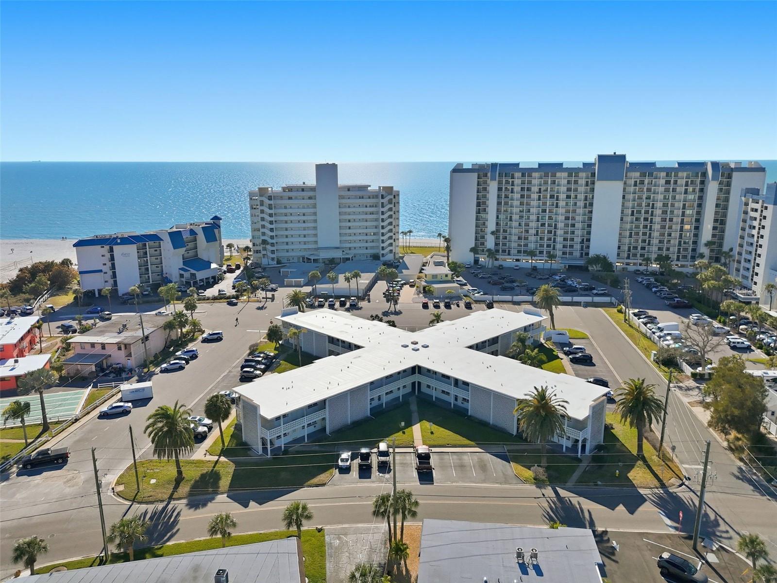 Image 29 of 30 For 7050 Sunset Way 21