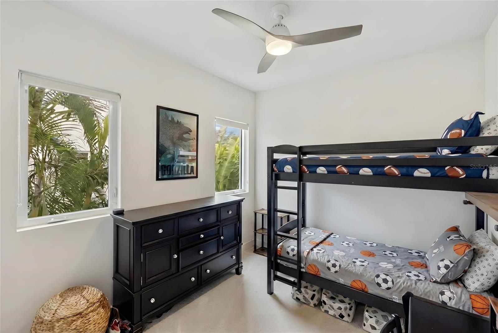 Image 49 of 57 For 1732 Shoreland Drive