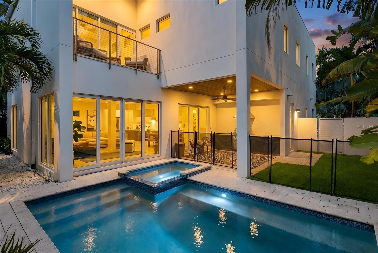 Image 6 of 57 For 1732 Shoreland Drive