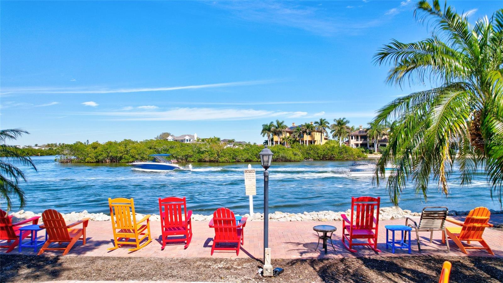 Image 73 of 75 For 6140 Midnight Pass Road 101