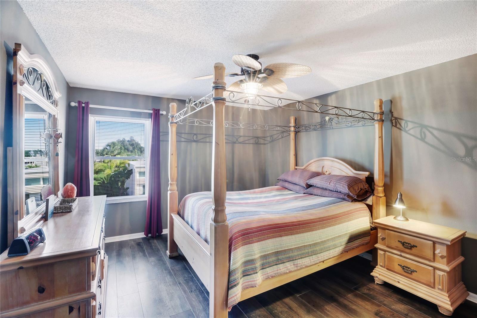 Image 24 of 38 For 3607 Bay Drive 211