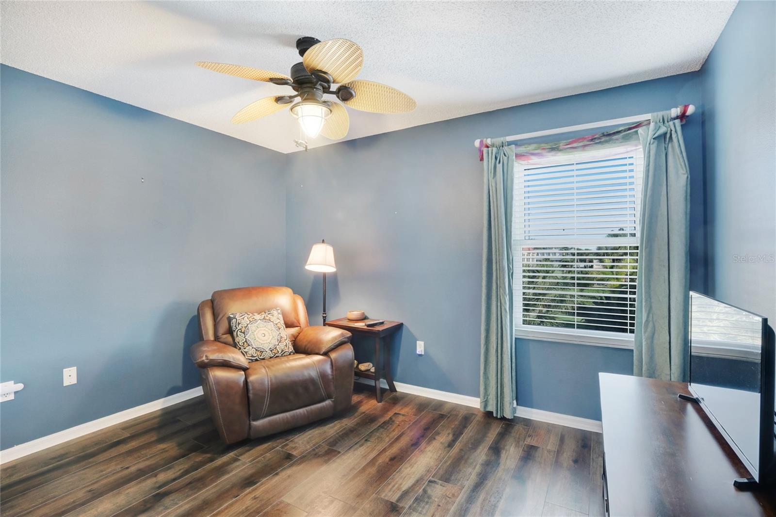 Image 25 of 38 For 3607 Bay Drive 211