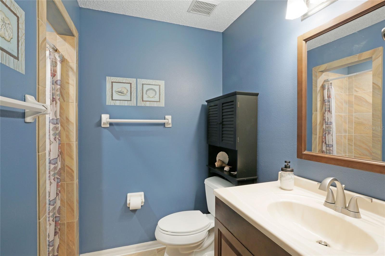 Image 26 of 38 For 3607 Bay Drive 211