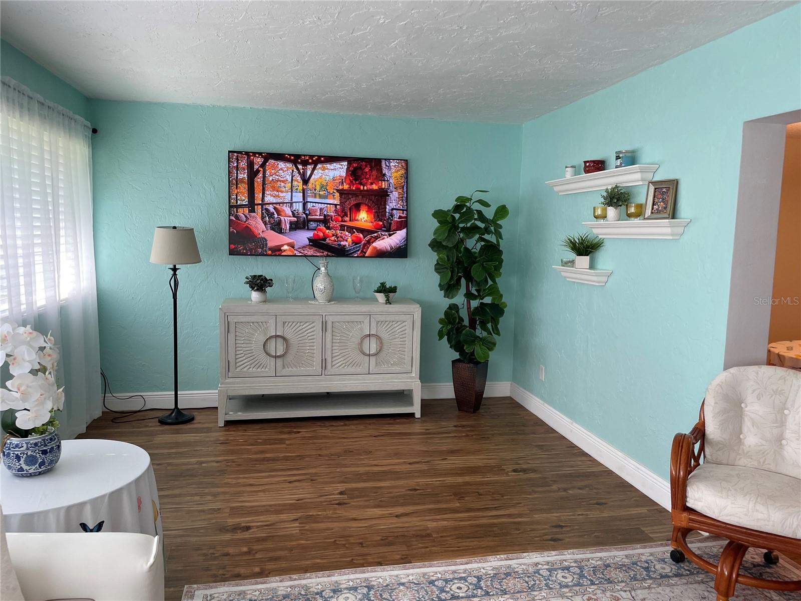 Image 11 of 28 For 5624 Palm Aire Drive V105