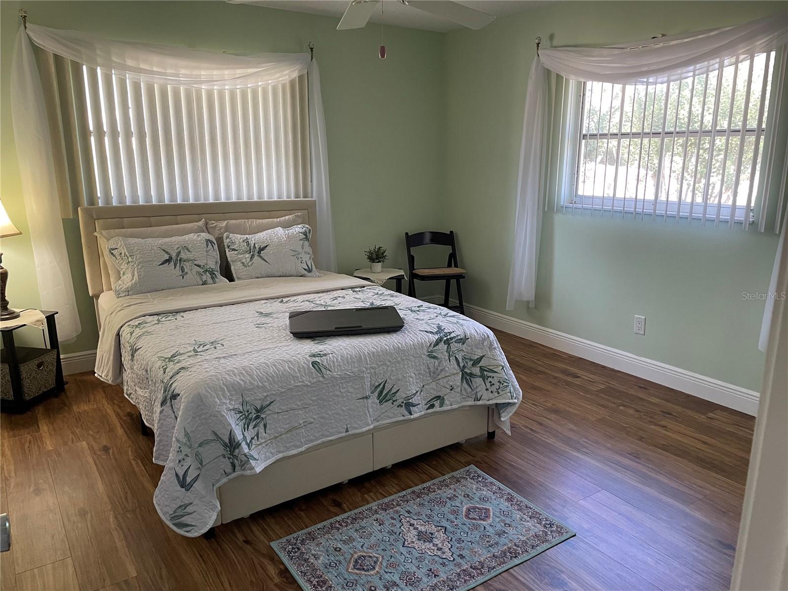 Image 20 of 28 For 5624 Palm Aire Drive V105