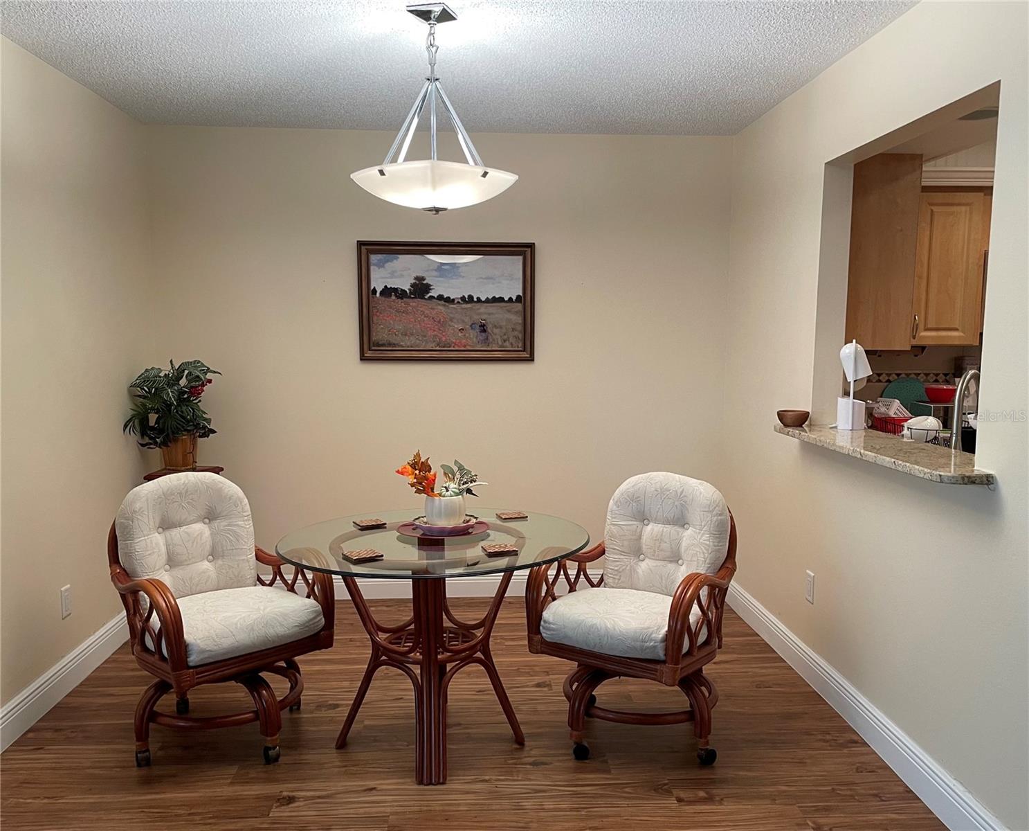 Image 5 of 28 For 5624 Palm Aire Drive V105