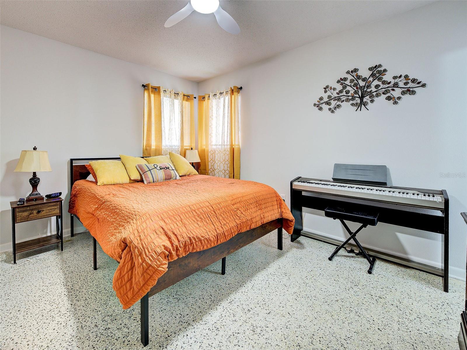 Image 17 of 43 For 6394 Freemont Street