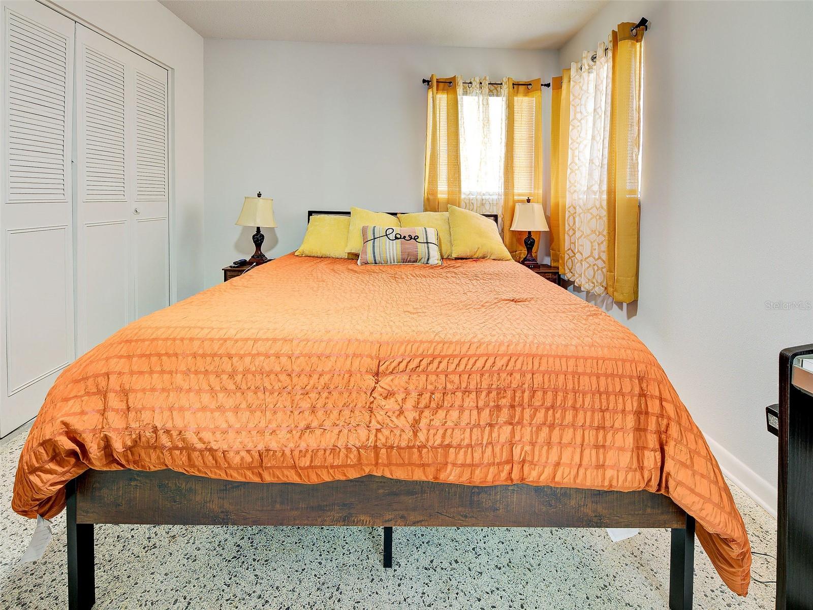 Image 18 of 43 For 6394 Freemont Street