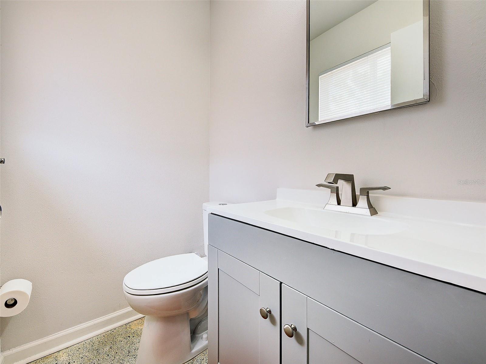 Image 22 of 43 For 6394 Freemont Street