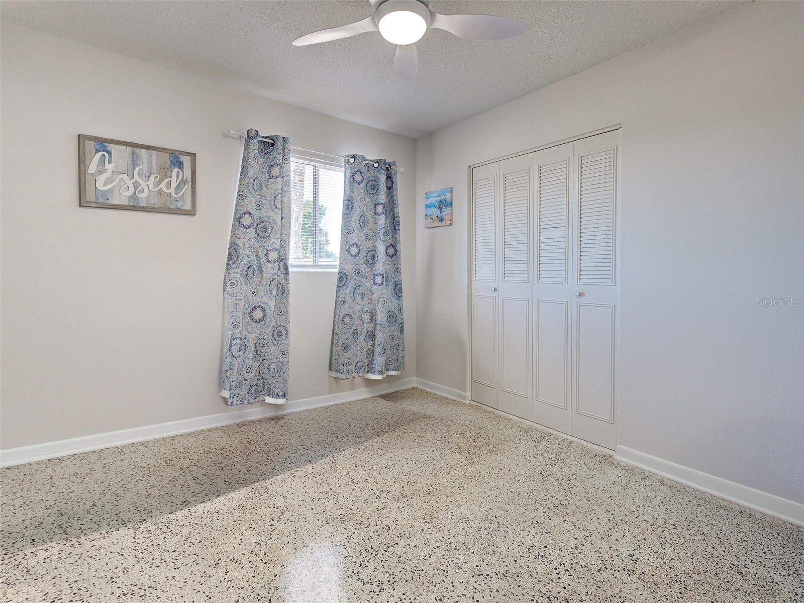 Image 27 of 43 For 6394 Freemont Street