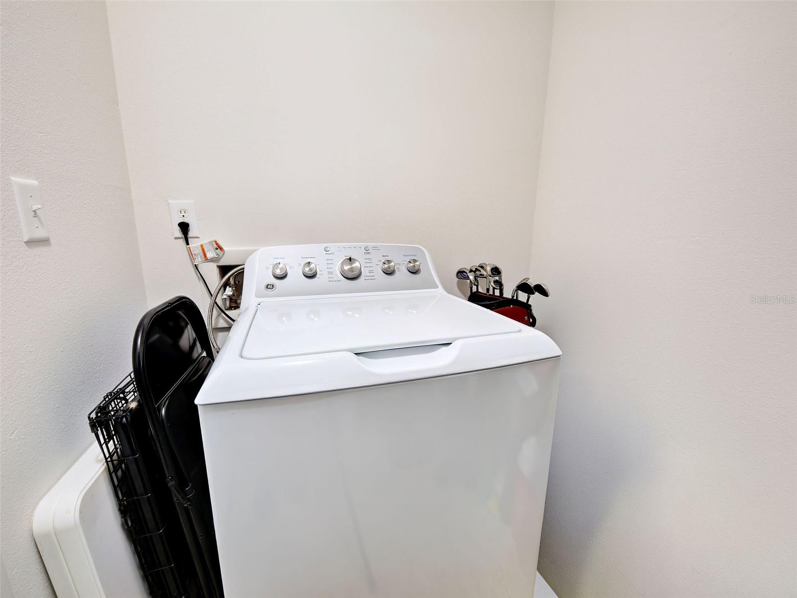 Image 31 of 43 For 6394 Freemont Street