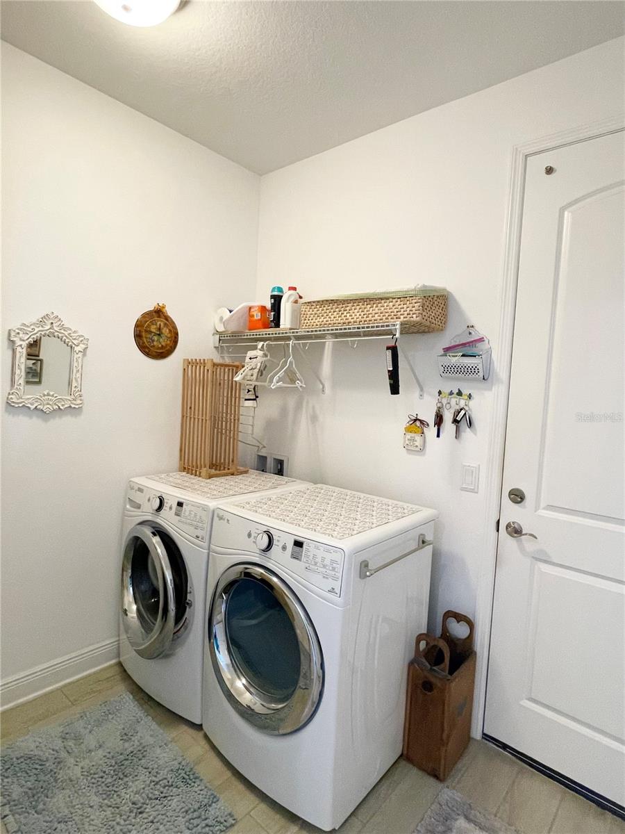 Image 21 of 36 For 2519 63rd Terrace E