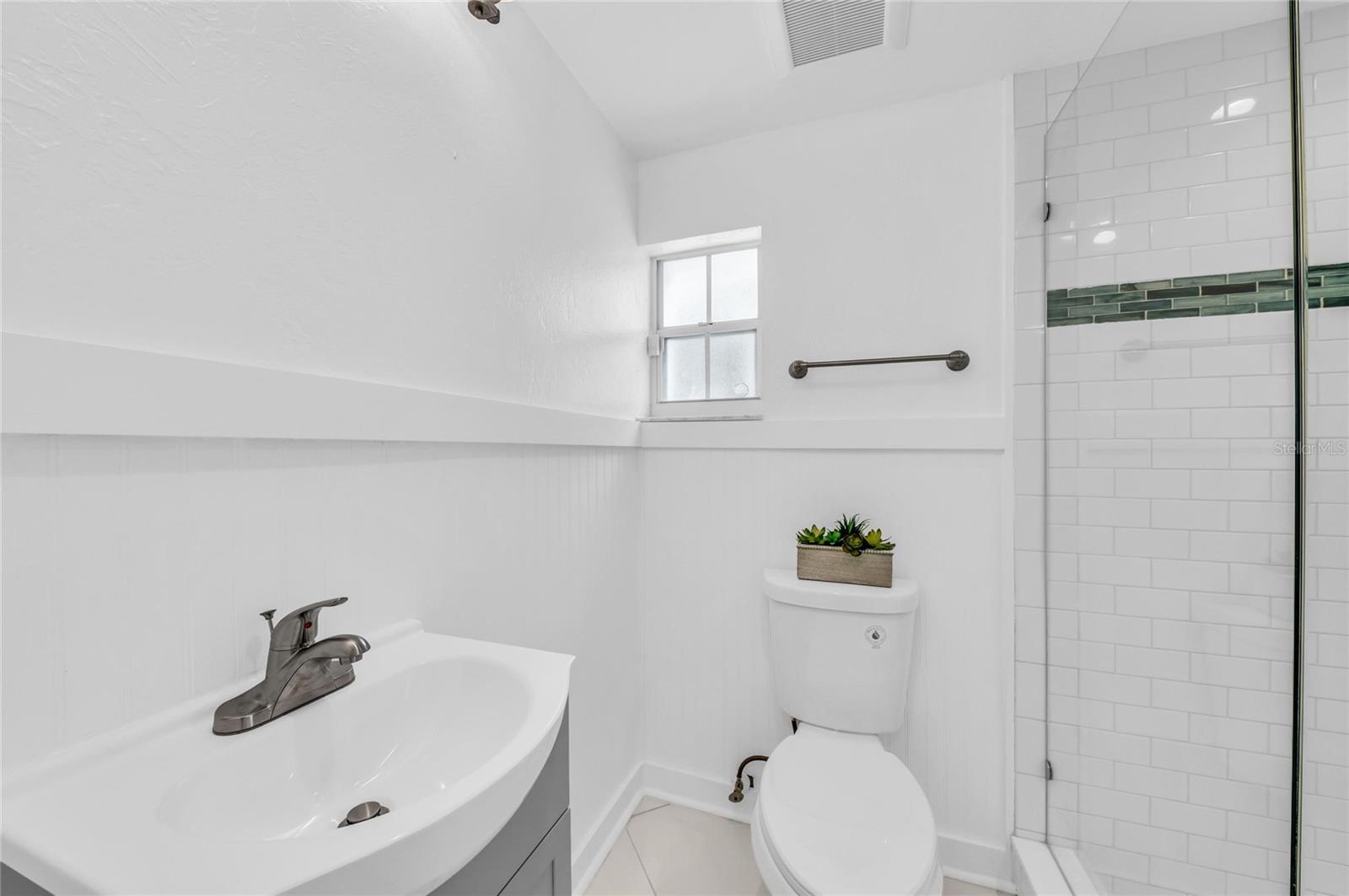 Image 17 of 99 For 3007 Avenue F  4, 3, 2, 1