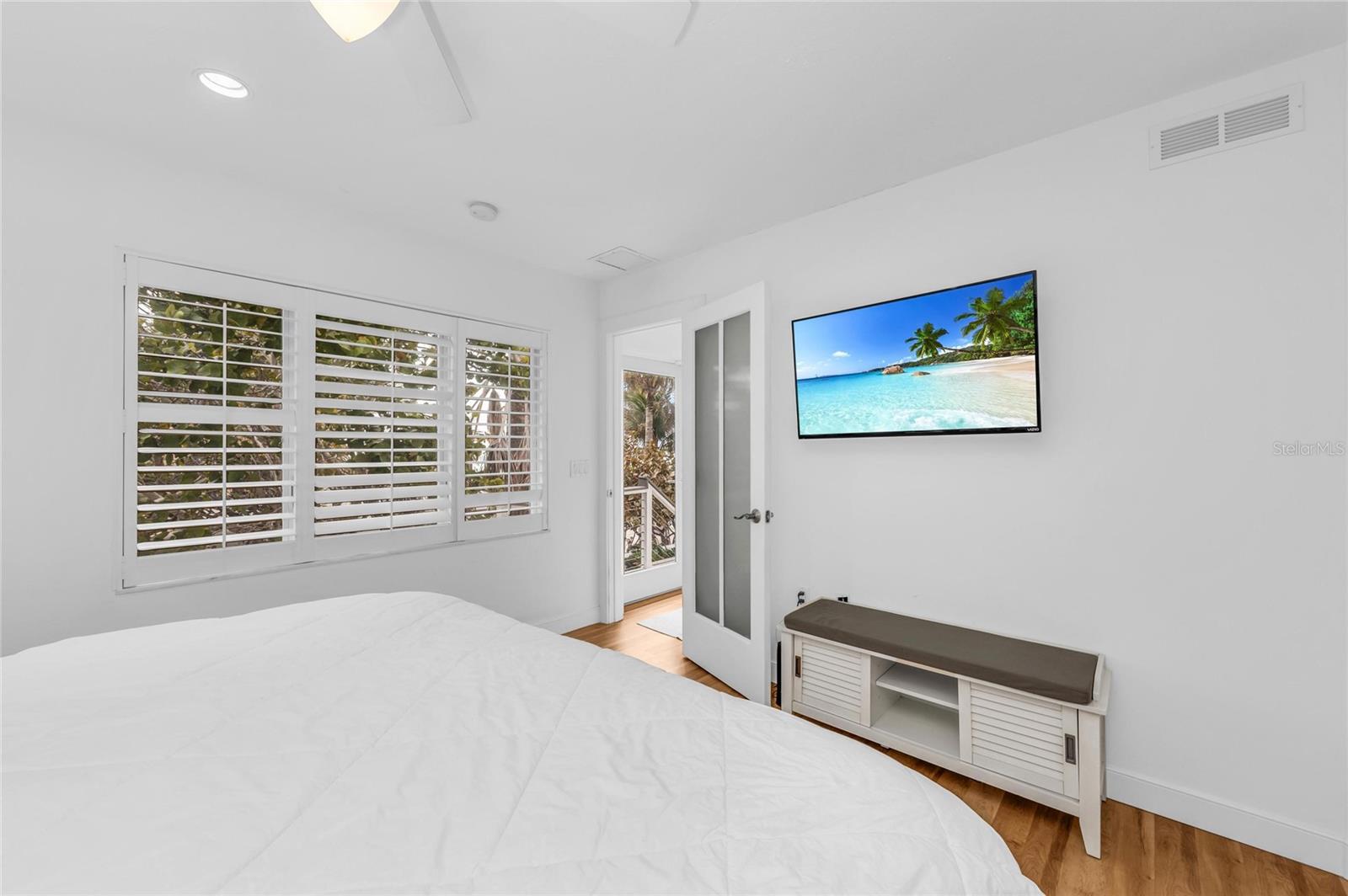 Image 42 of 99 For 3007 Avenue F  4, 3, 2, 1