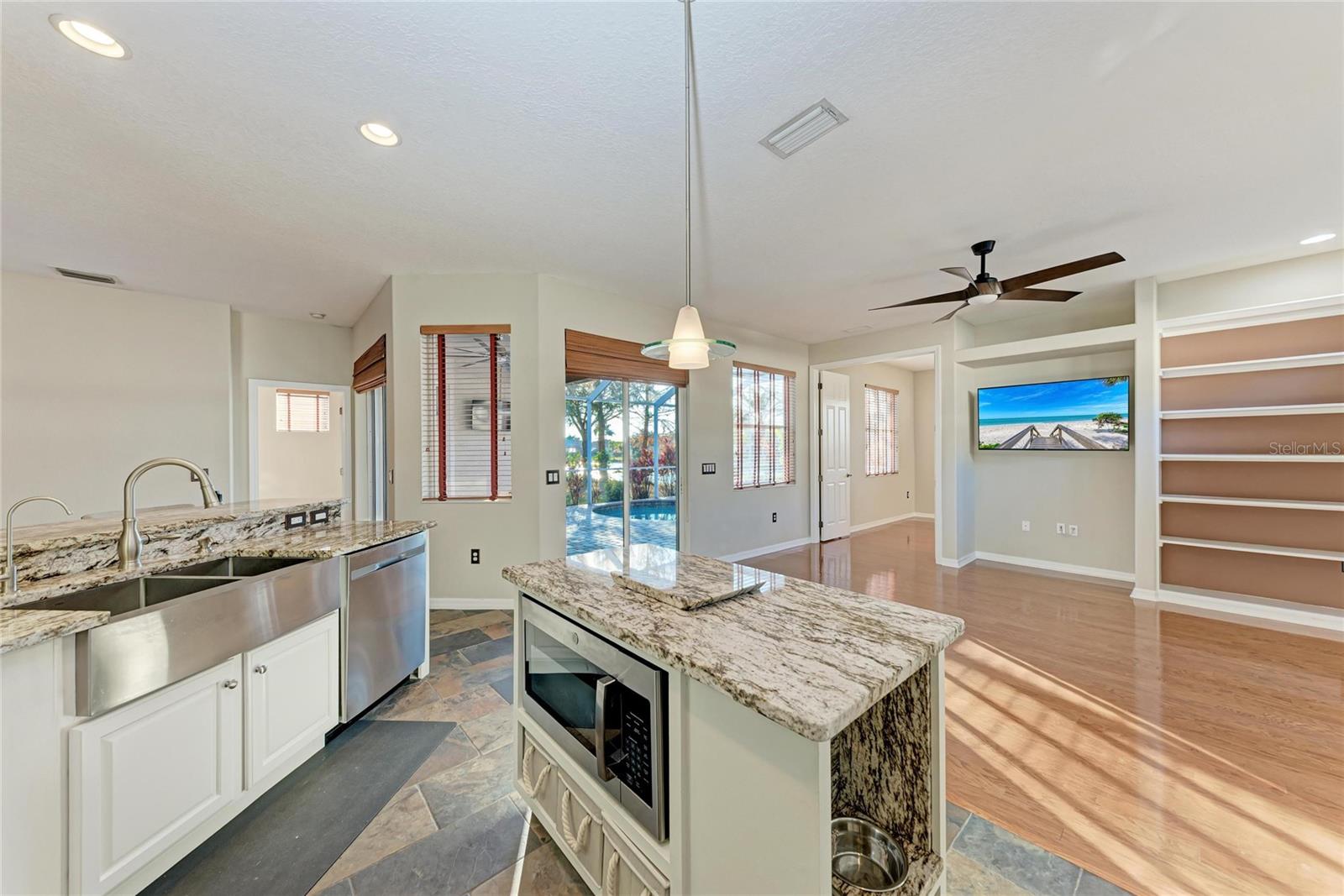 Image 14 of 55 For 6518 Field Sparrow Glen