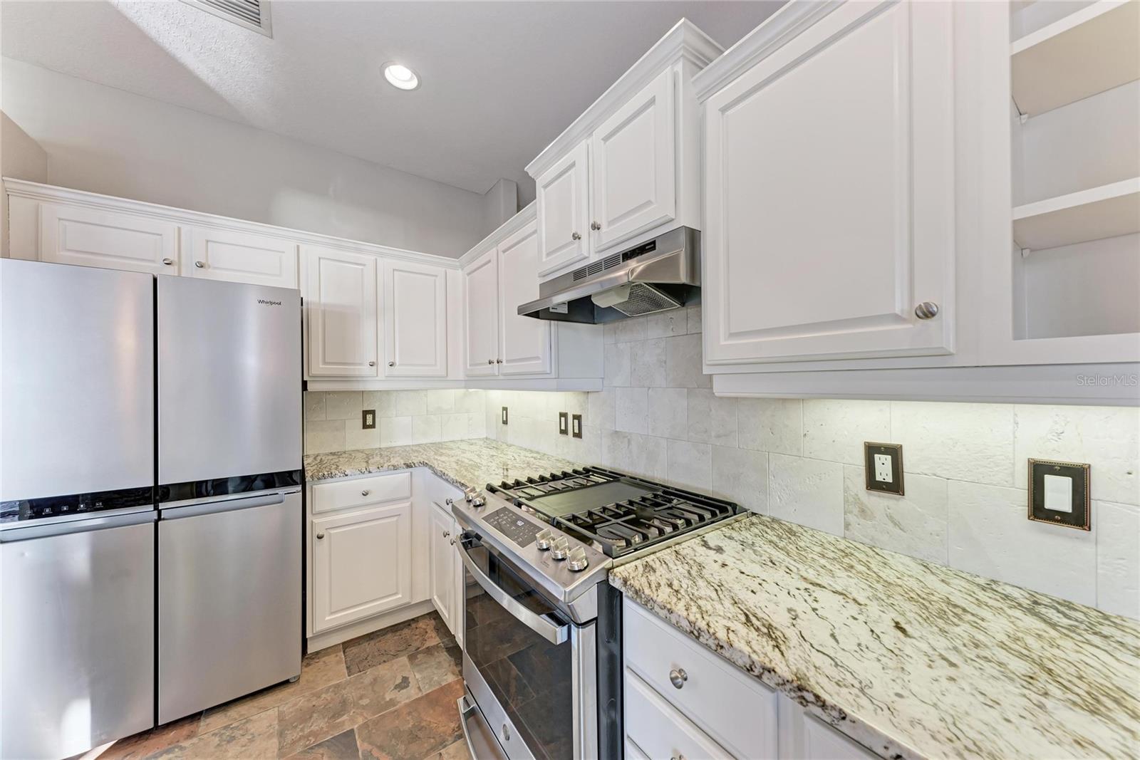 Image 15 of 55 For 6518 Field Sparrow Glen